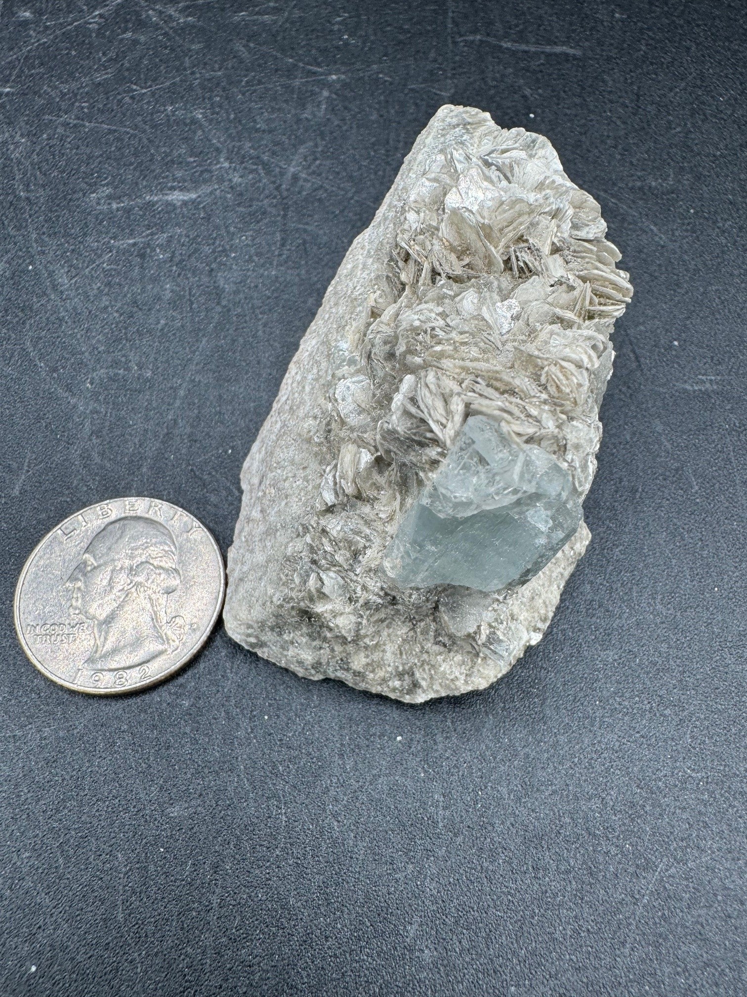 Aquamarine Specimen - 94g