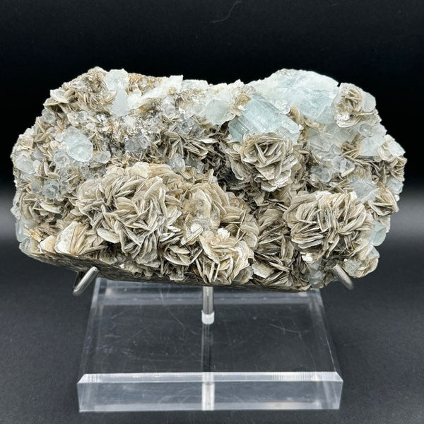 Aquamarine Specimen - 2001g