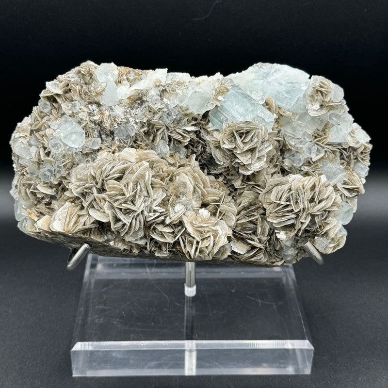 Aquamarine Specimen - 2001g