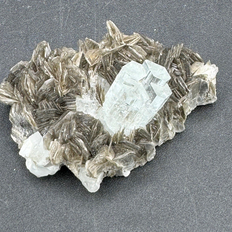 Aquamarine Specimen - 99g