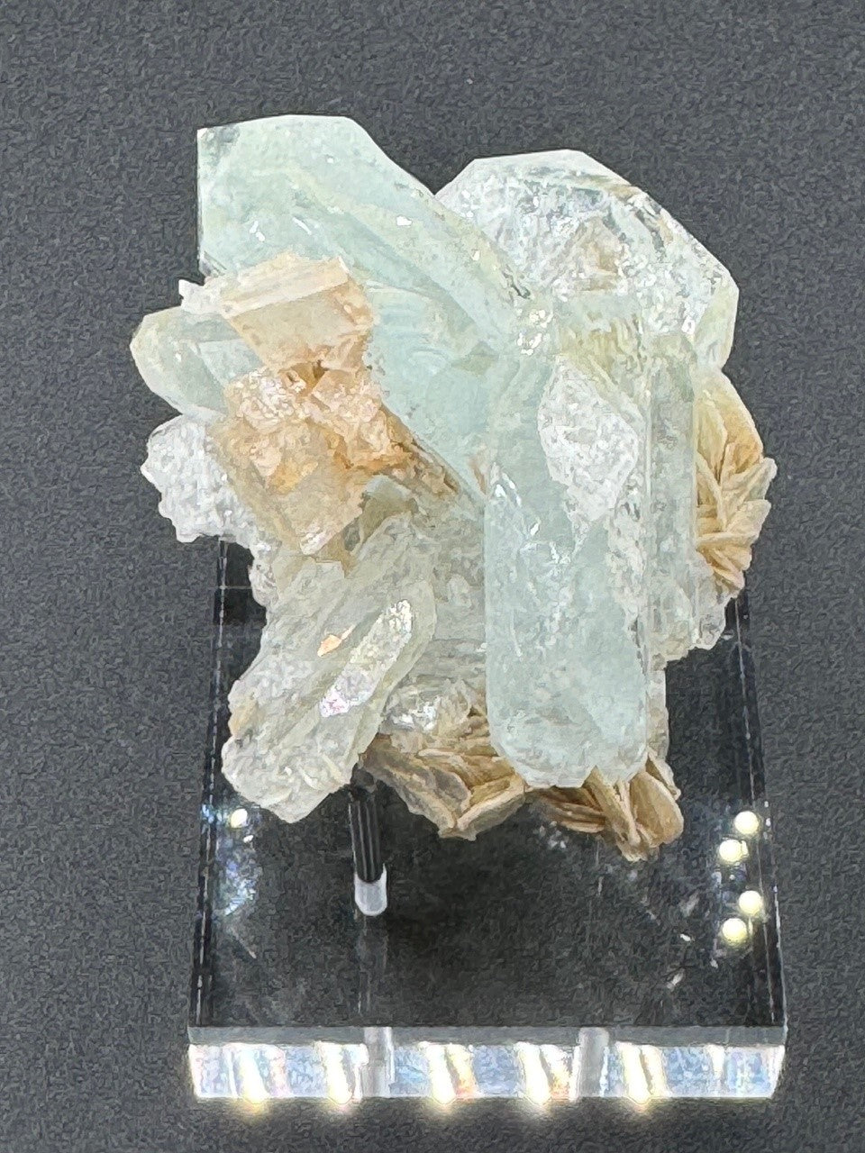Aquamarine Specimen - 104g
