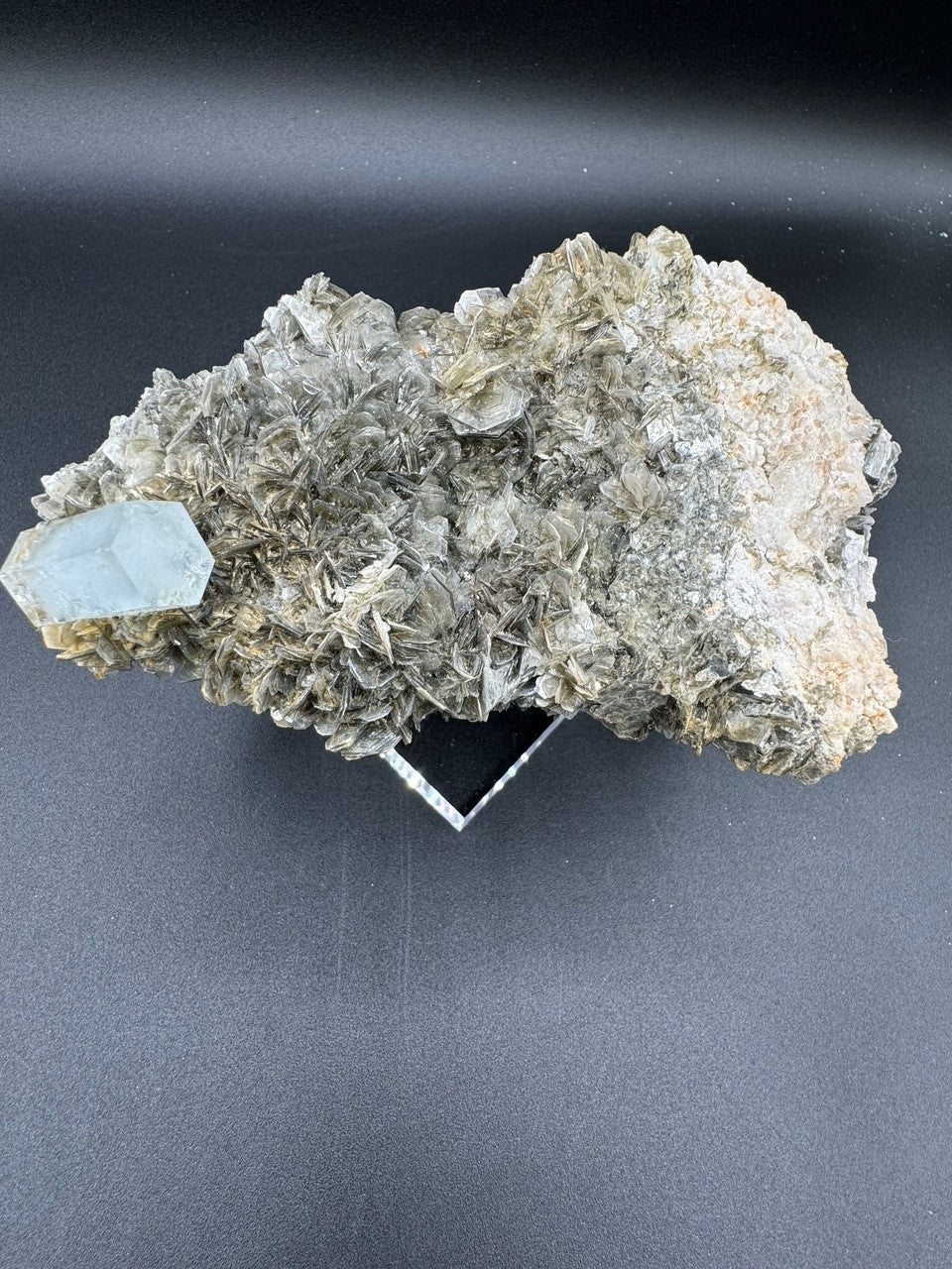 Aquamarine Specimen - 558g