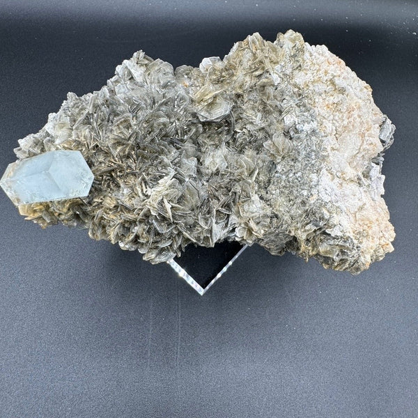 Aquamarine Specimen - 558g