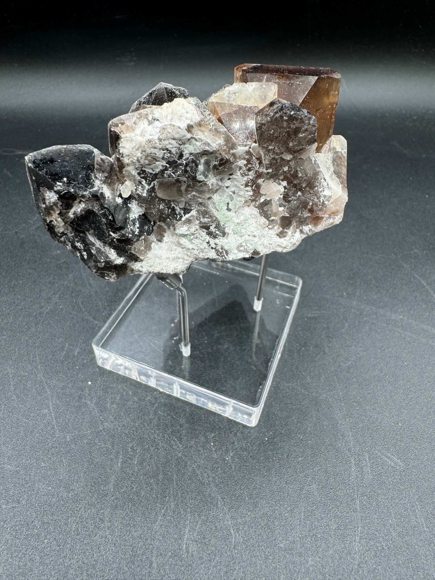 Topaz Specimen - 287g