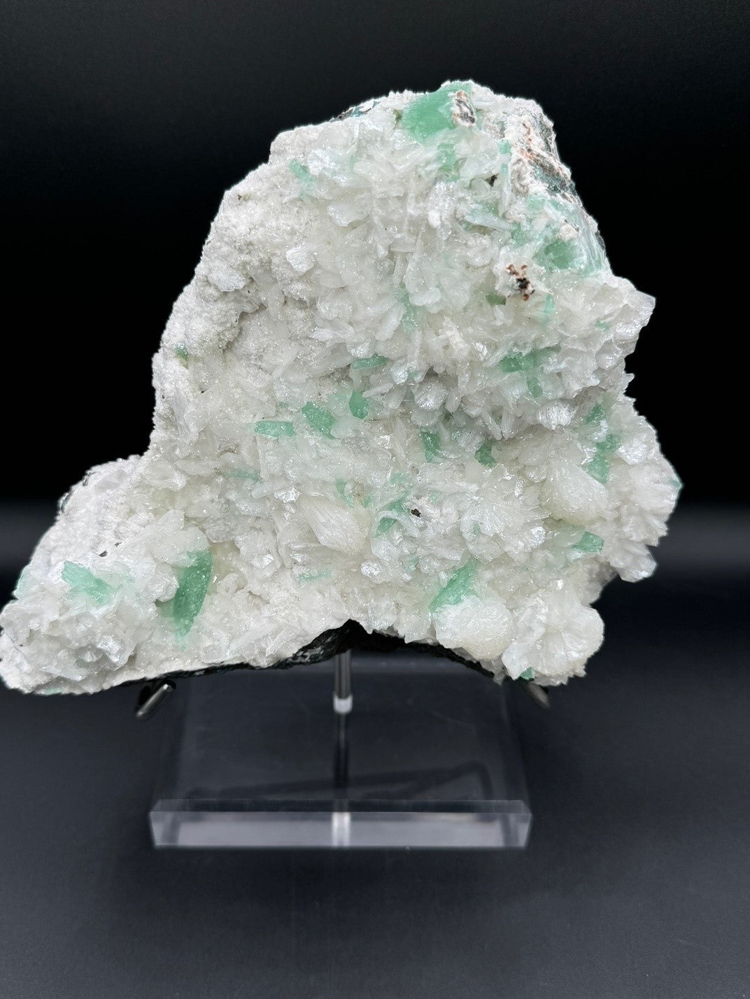 Green Apophyllite Specimen - 2942g