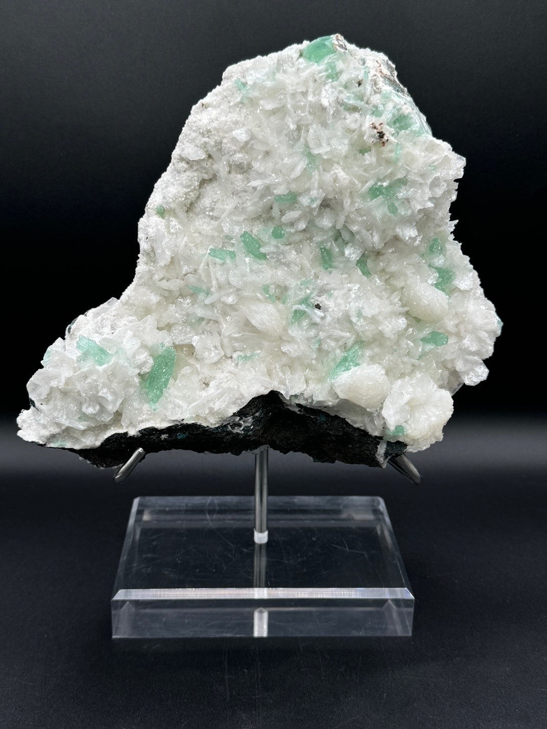 Green Apophyllite Specimen - 2942g