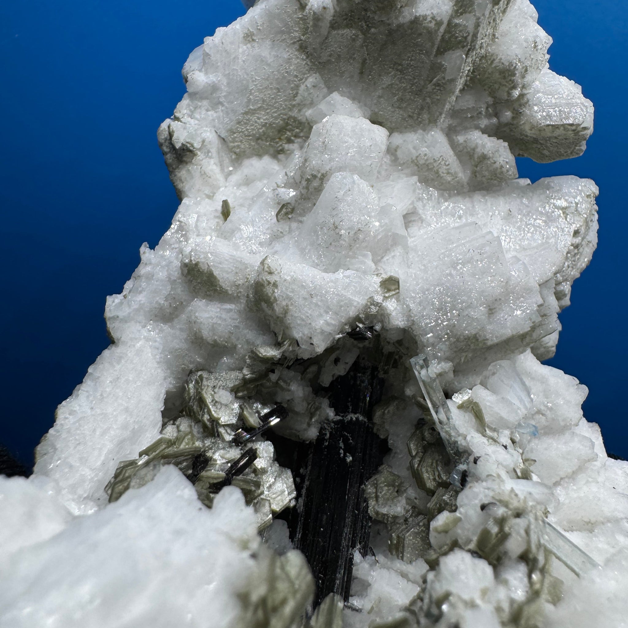 Black Tourmline and Aquarmarine Specimen - 426g