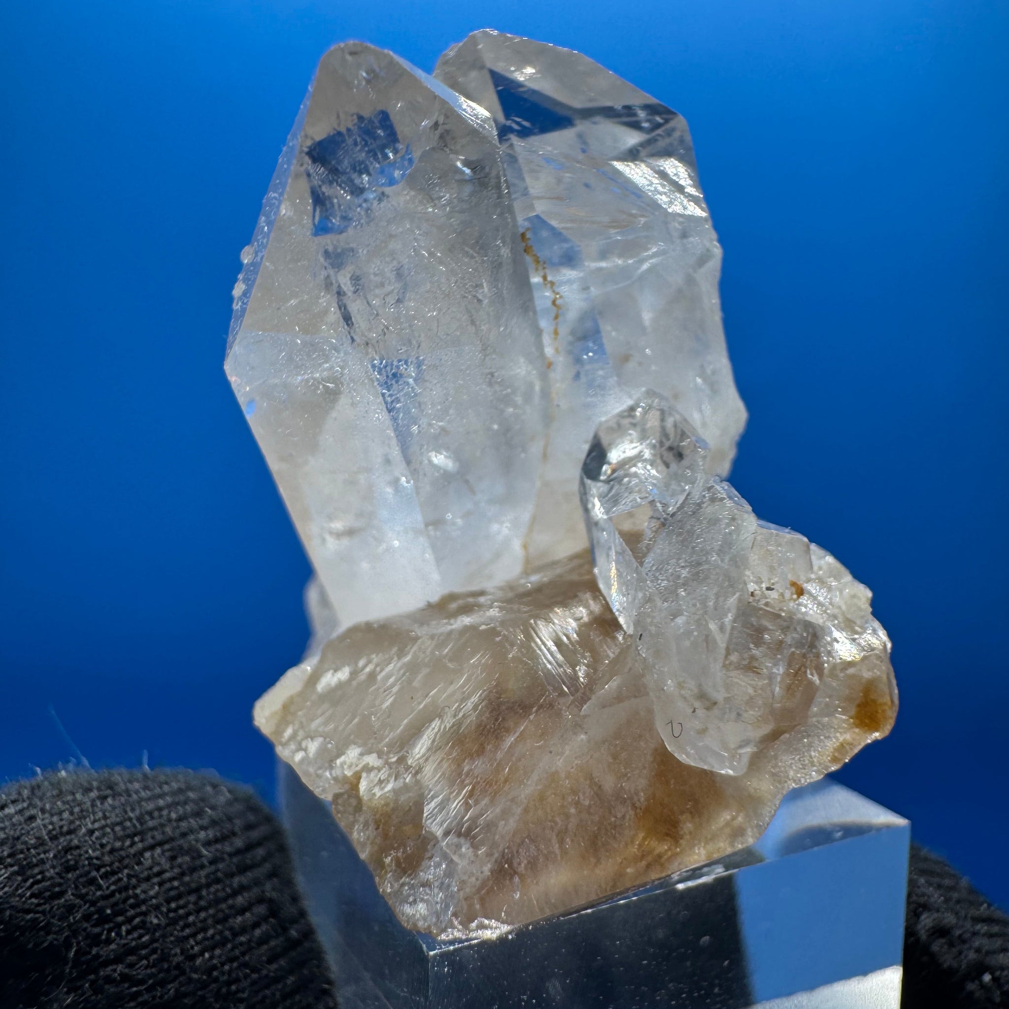 Quartz Specimen - 16g