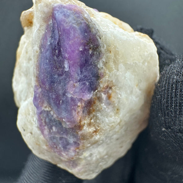 Hackmanite Specimen - 63g