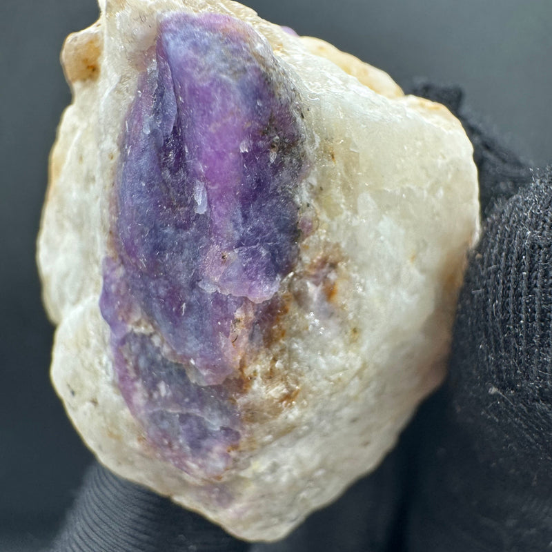 Hackmanite Specimen - 63g