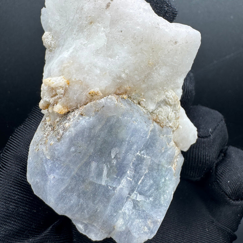 Hackmanite Specimen - 130g