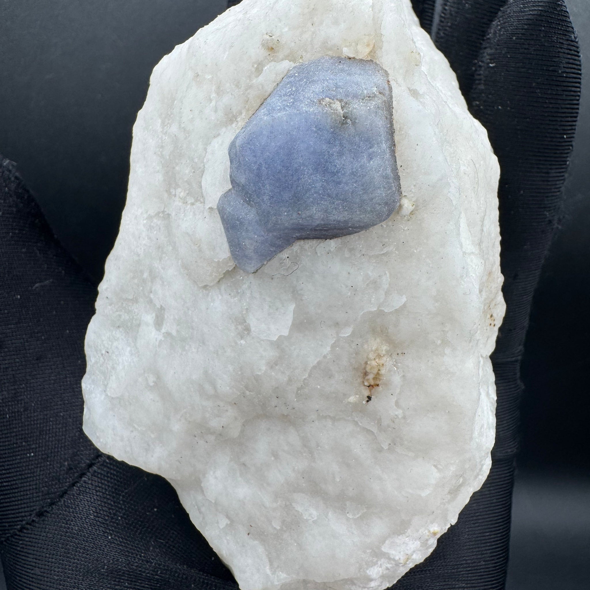 Hackmanite Specimen - 480g