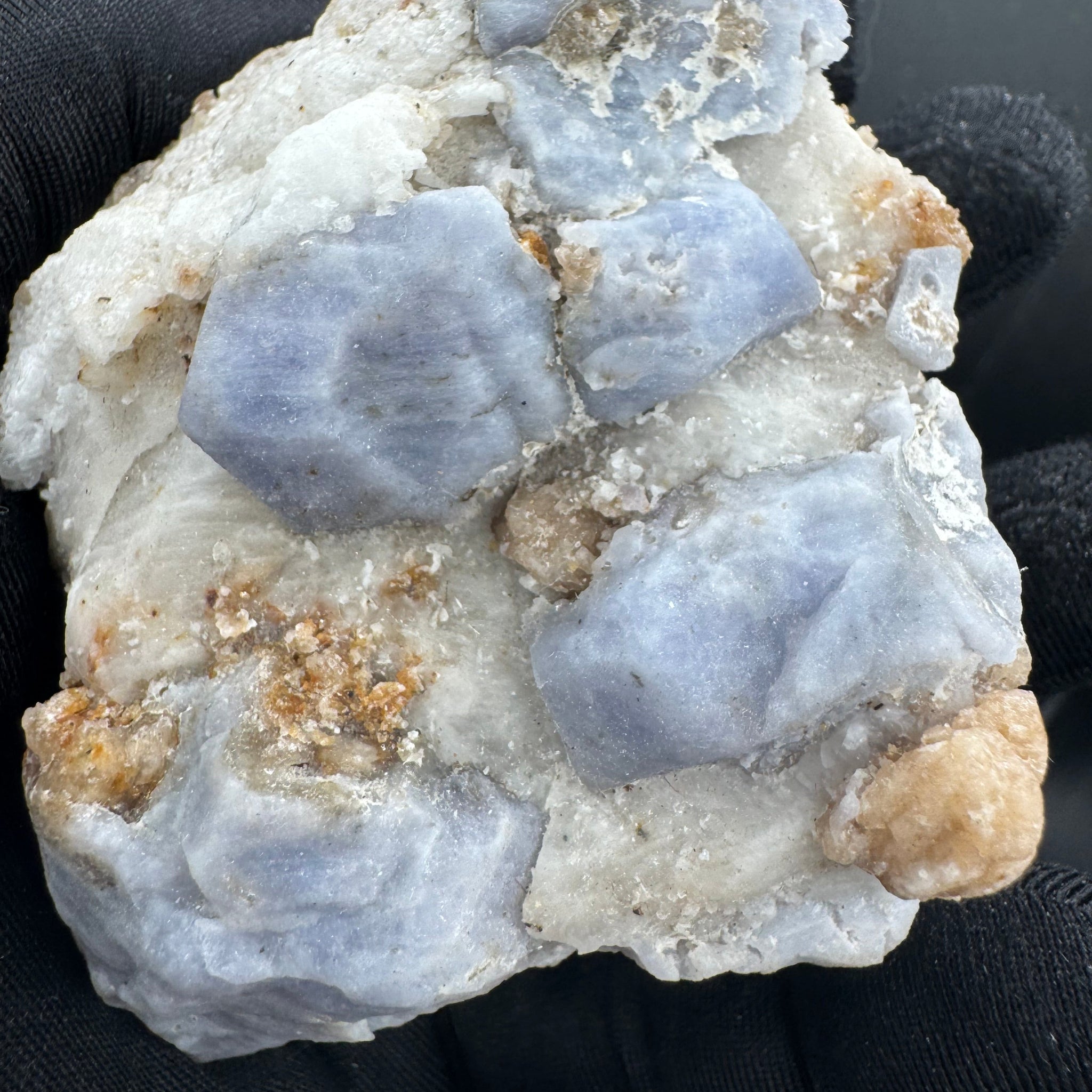 Hackmanite Specimen - 350g