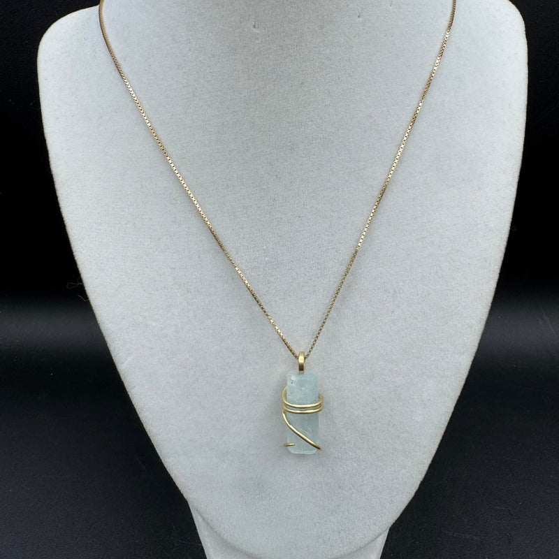 Aquamarine Pendant - 5.594g