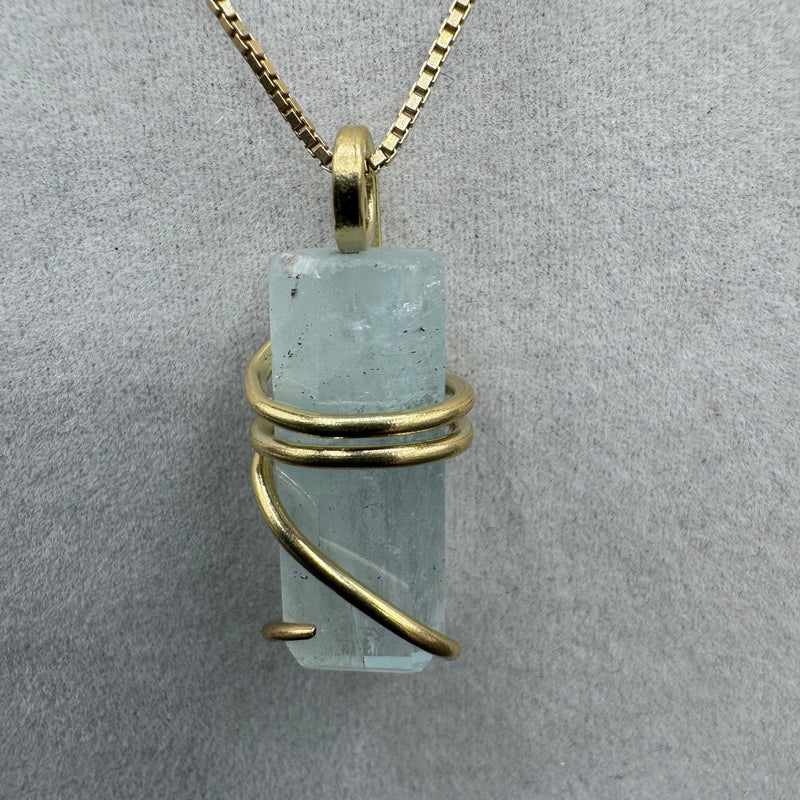 Aquamarine Pendant - 5.594g