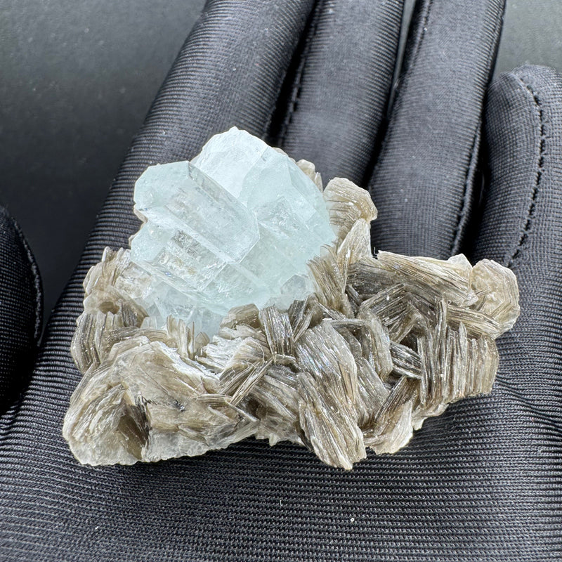 Aquamarine Specimen - 61g