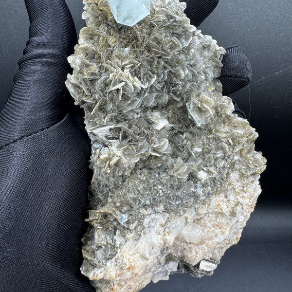 Aquamarine Specimen - 558g