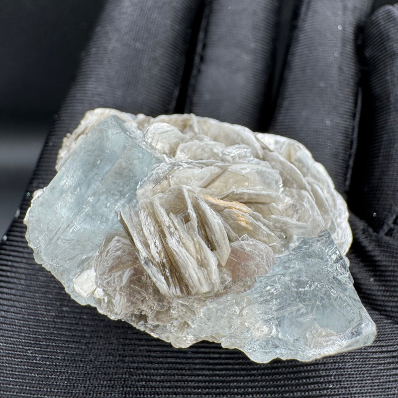 Aquamarine Specimen - 42g