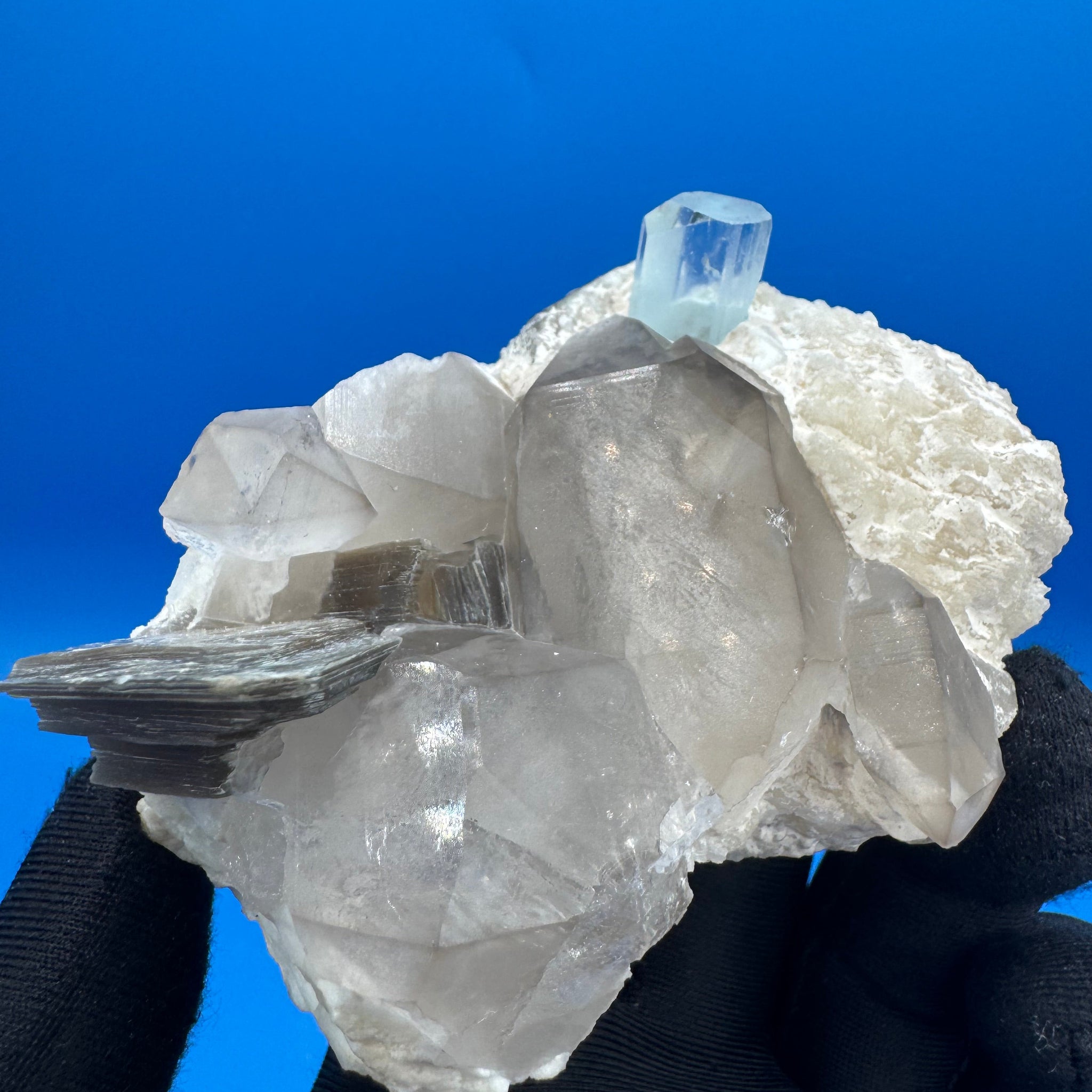 Aquamarine Specimen - 270g