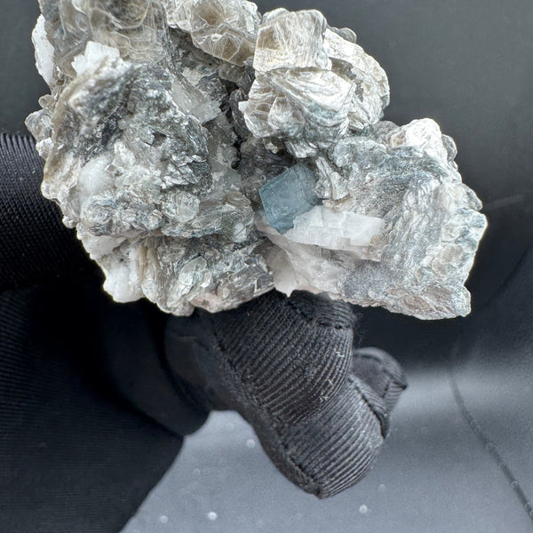 Aquamarine Specimen - 69g