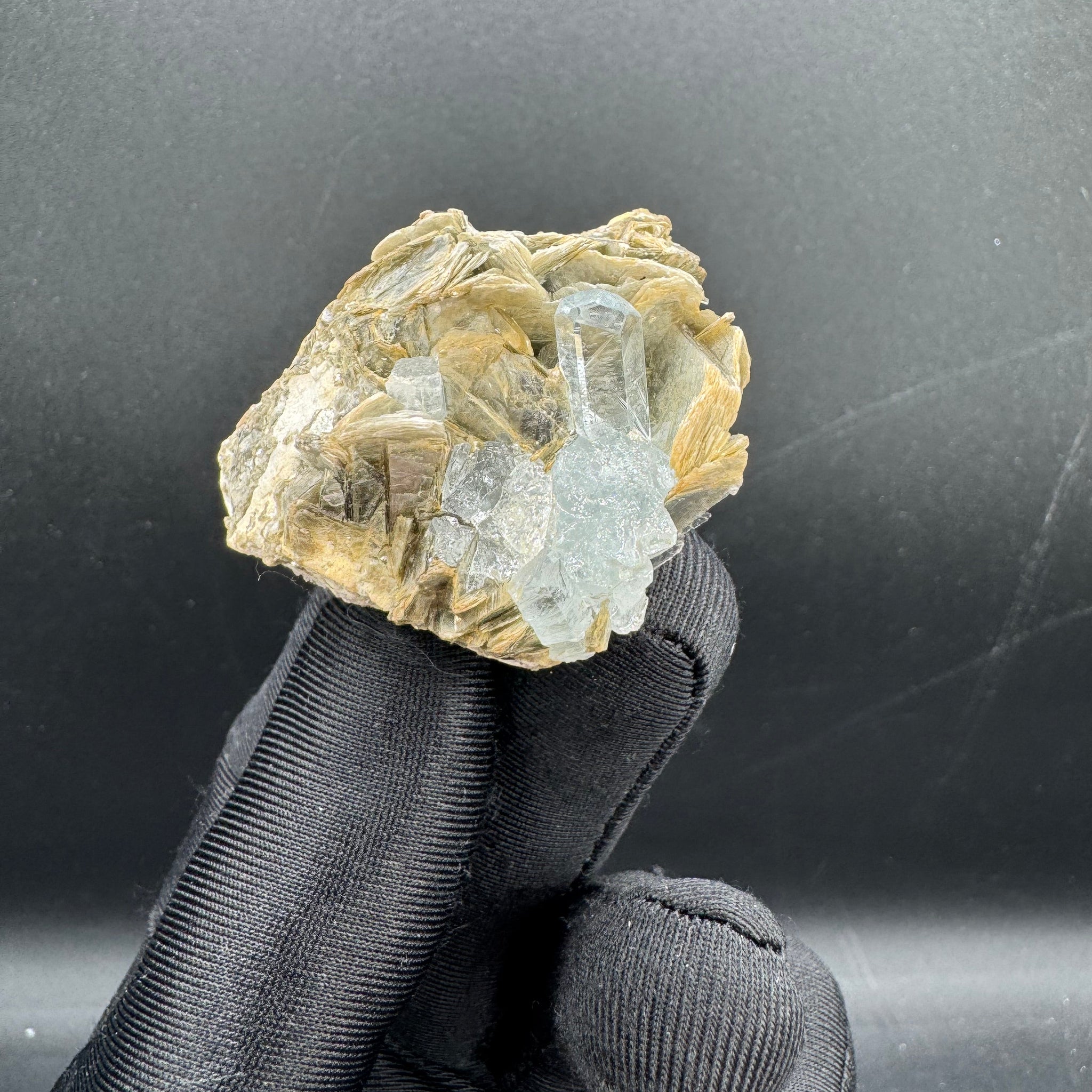 Aquamarine Specimen - 65g