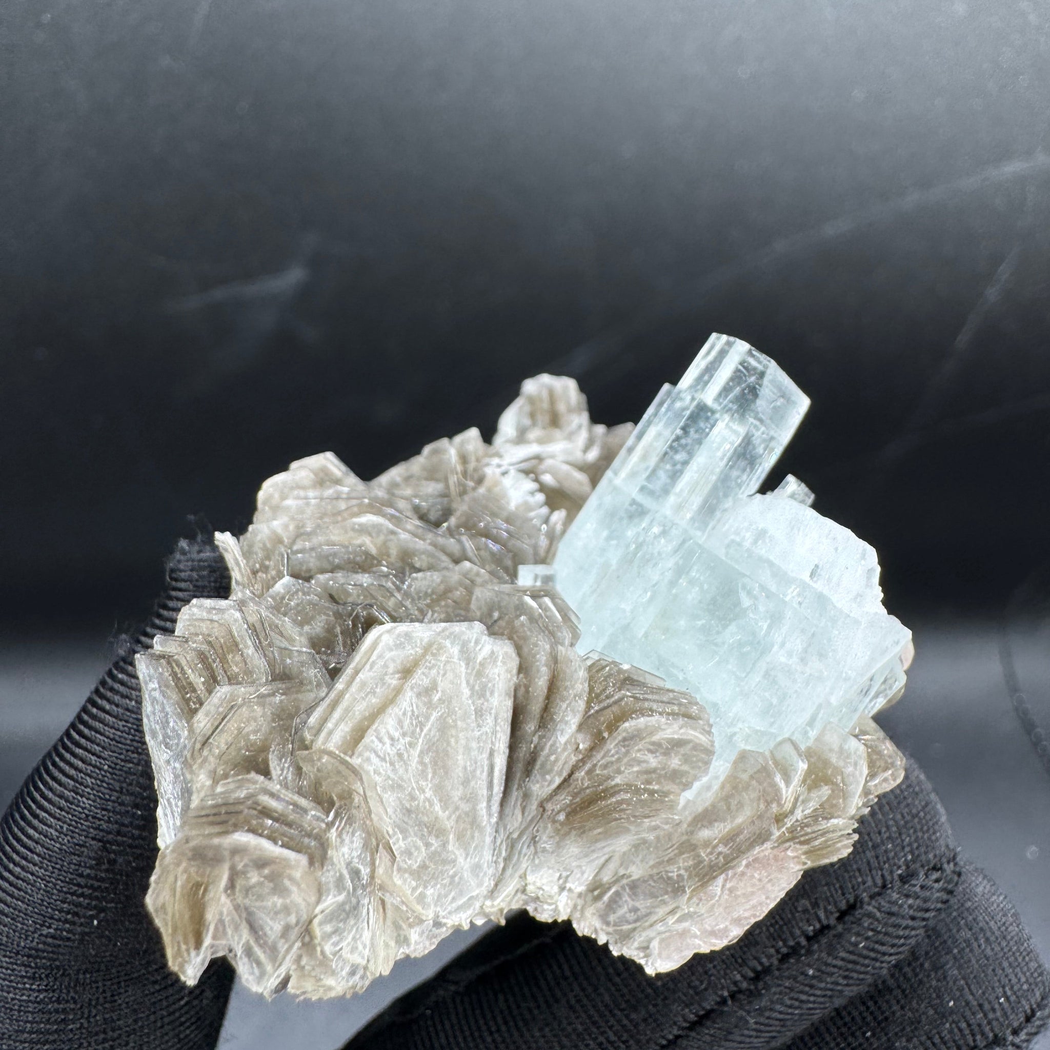 Aquamarine Specimen - 61g