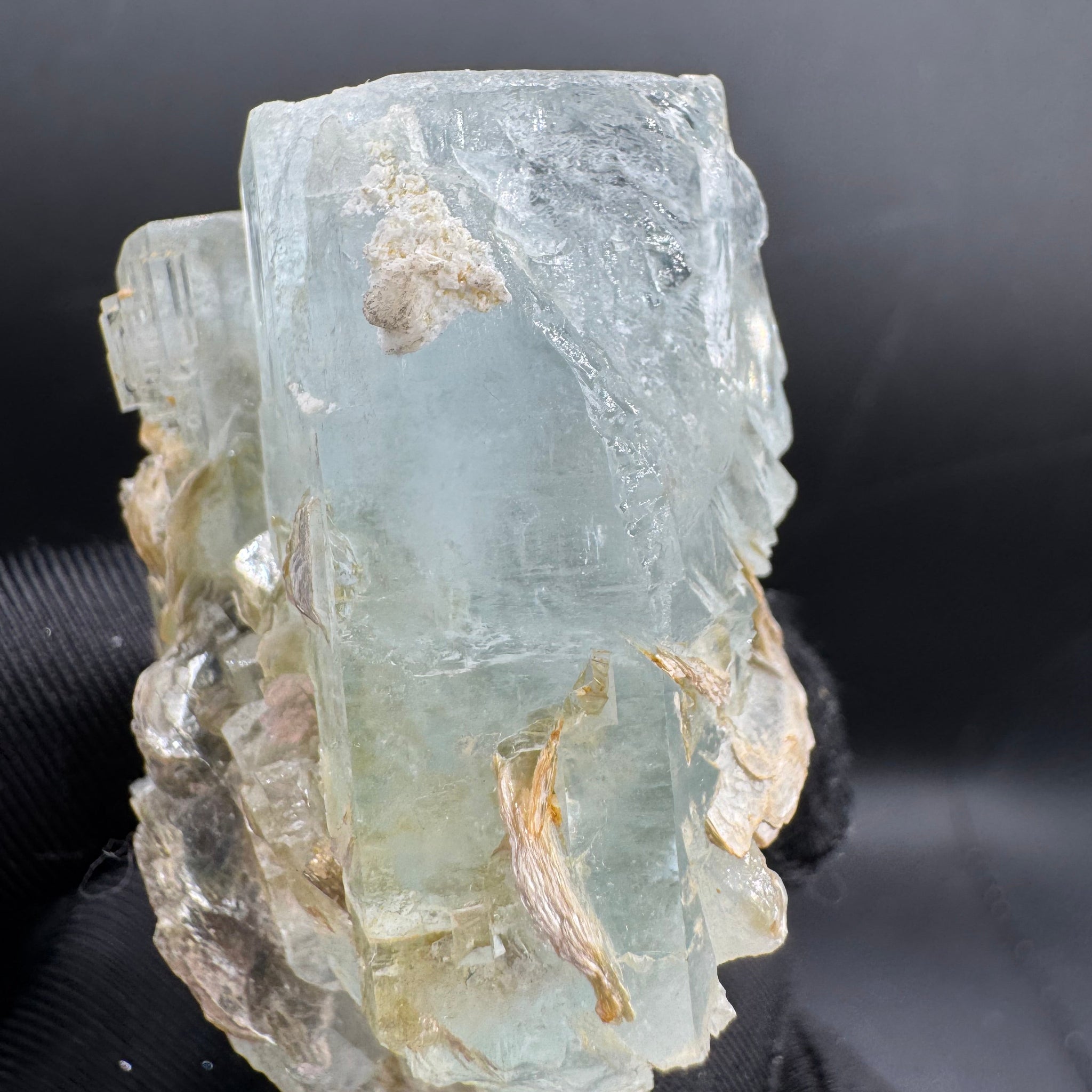 Aquamarine Specimen - 73g