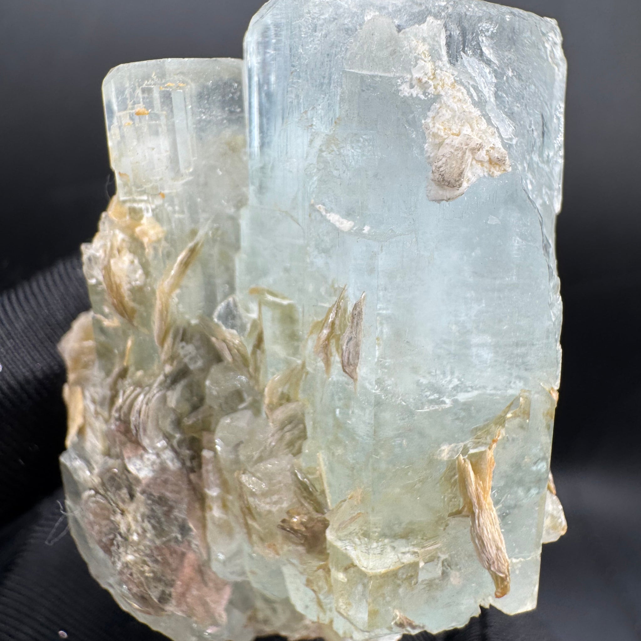 Aquamarine Specimen - 73g