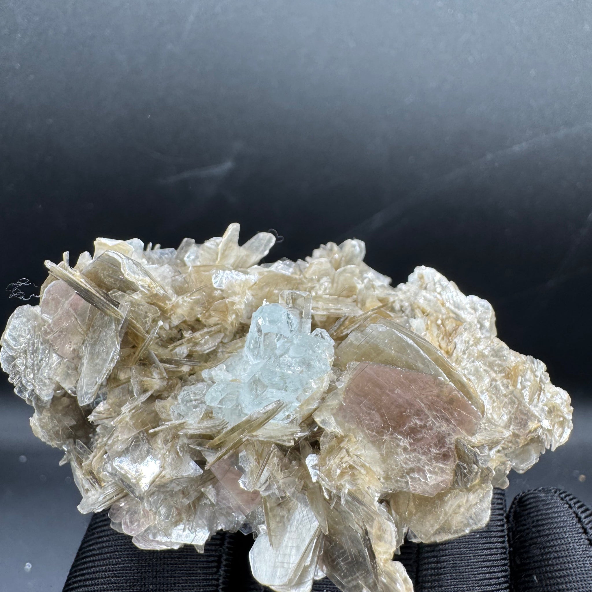 Aquamarine Specimen - 85g