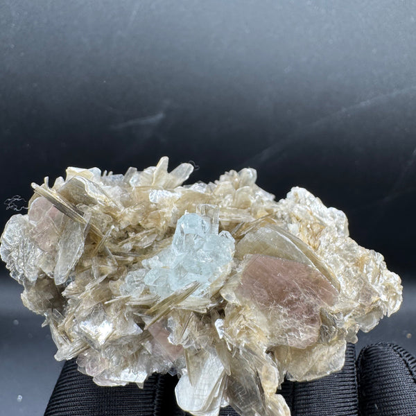 Aquamarine Specimen - 85g