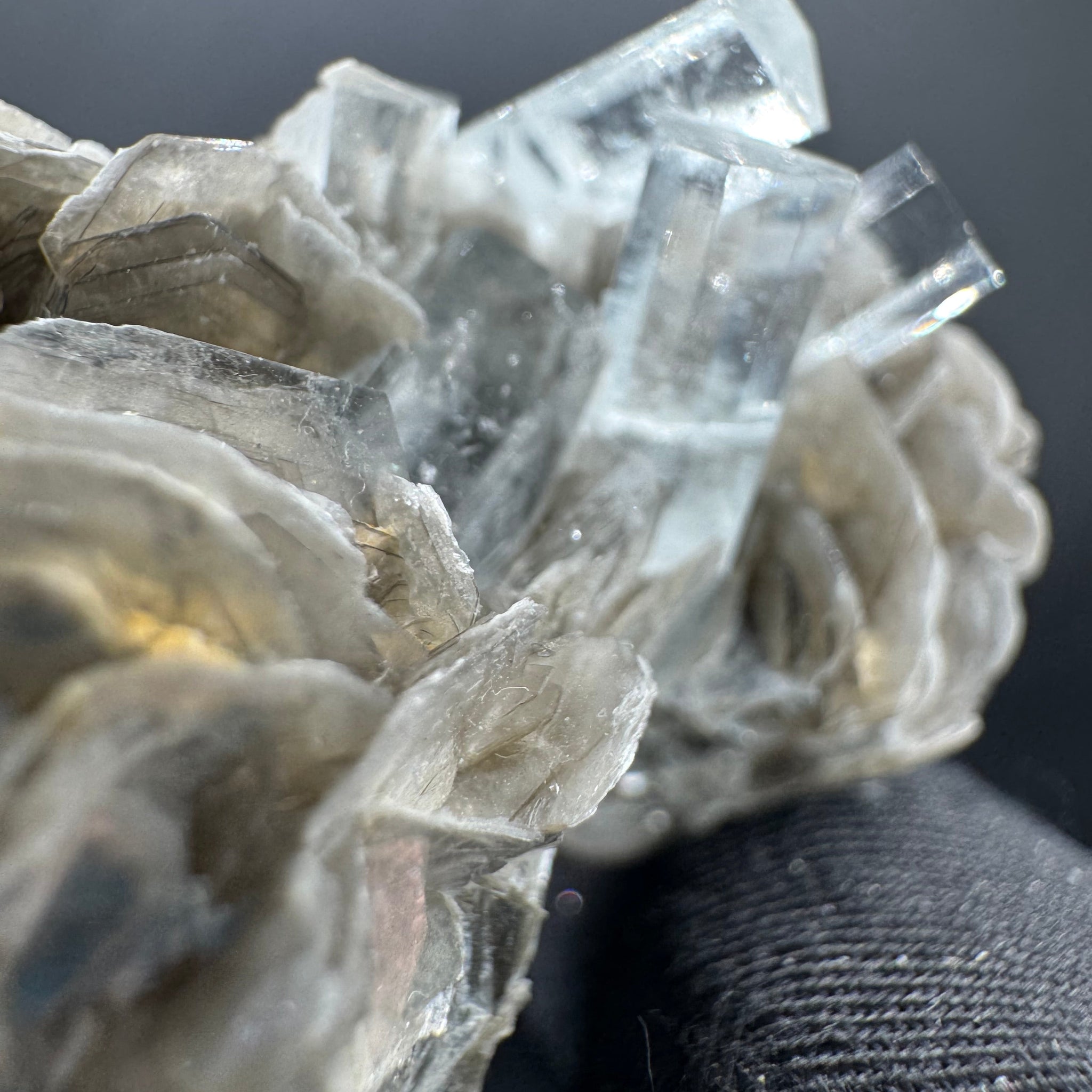 Aquamarine Specimen - 39g
