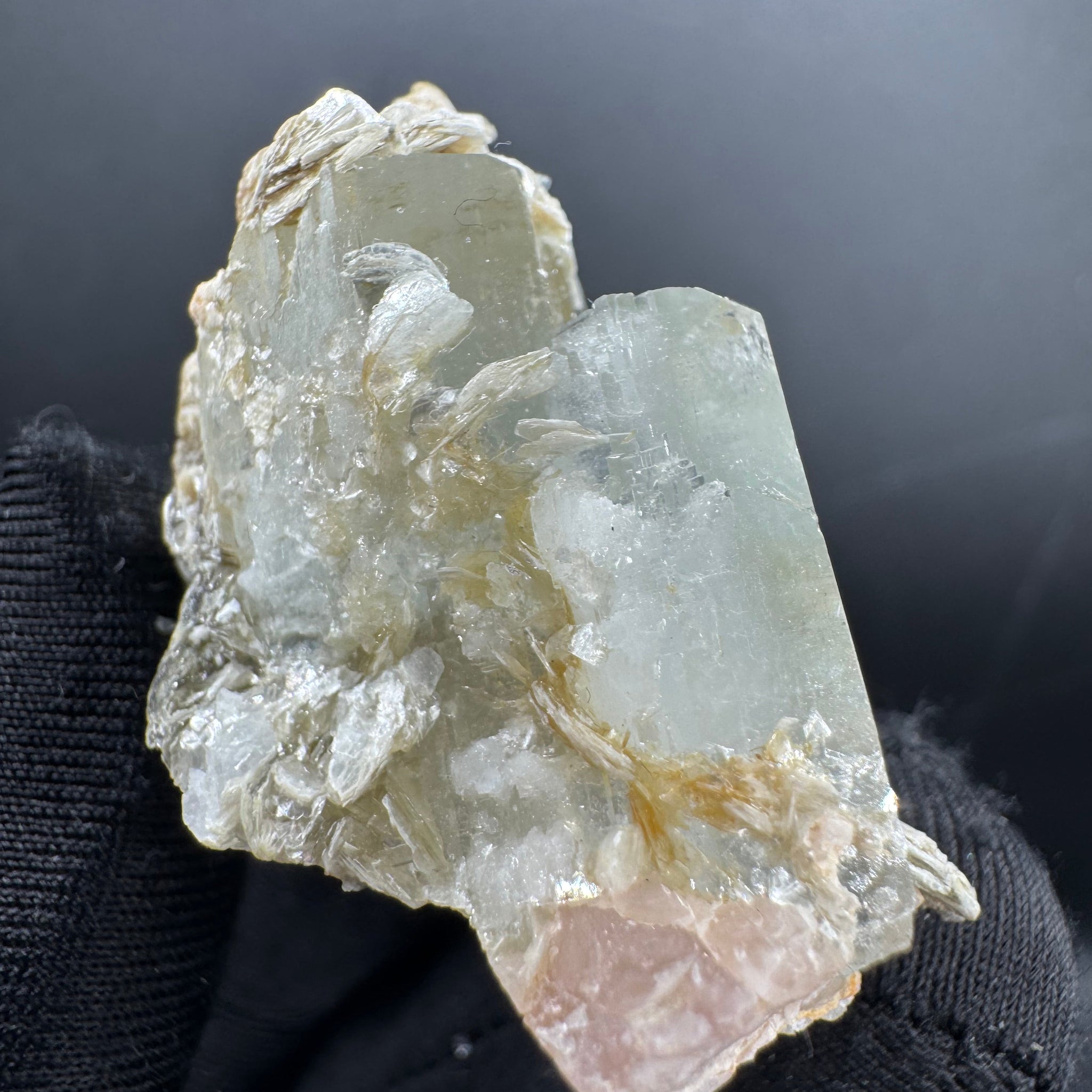 Aquamarine Specimen - 36g