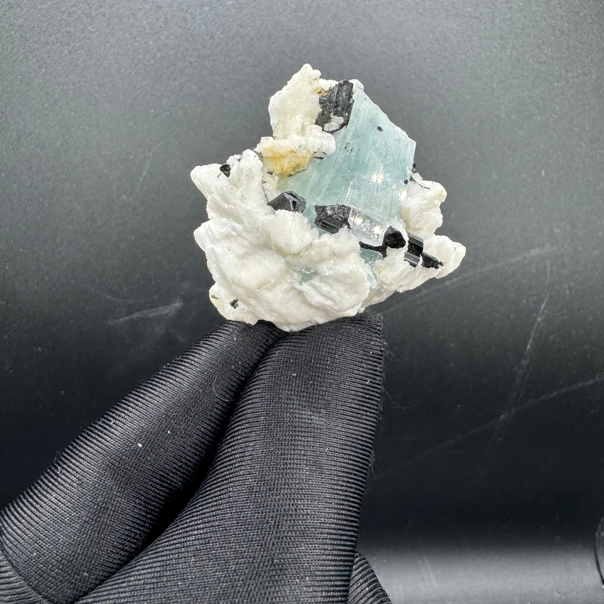 Aquamarine Specimen - 38g