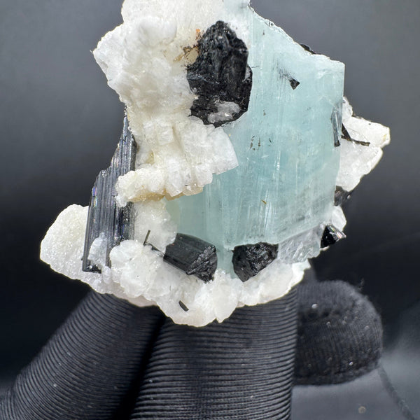 Aquamarine Specimen - 38g