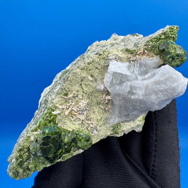 Green Garnet Specimen - 372g