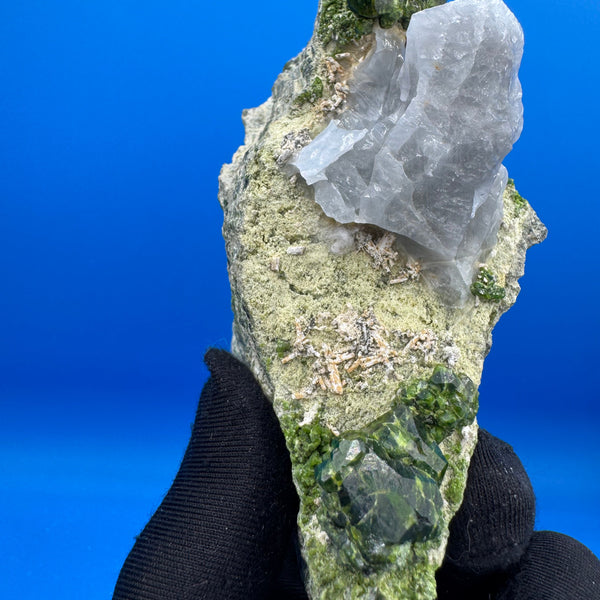 Green Garnet Specimen - 372g