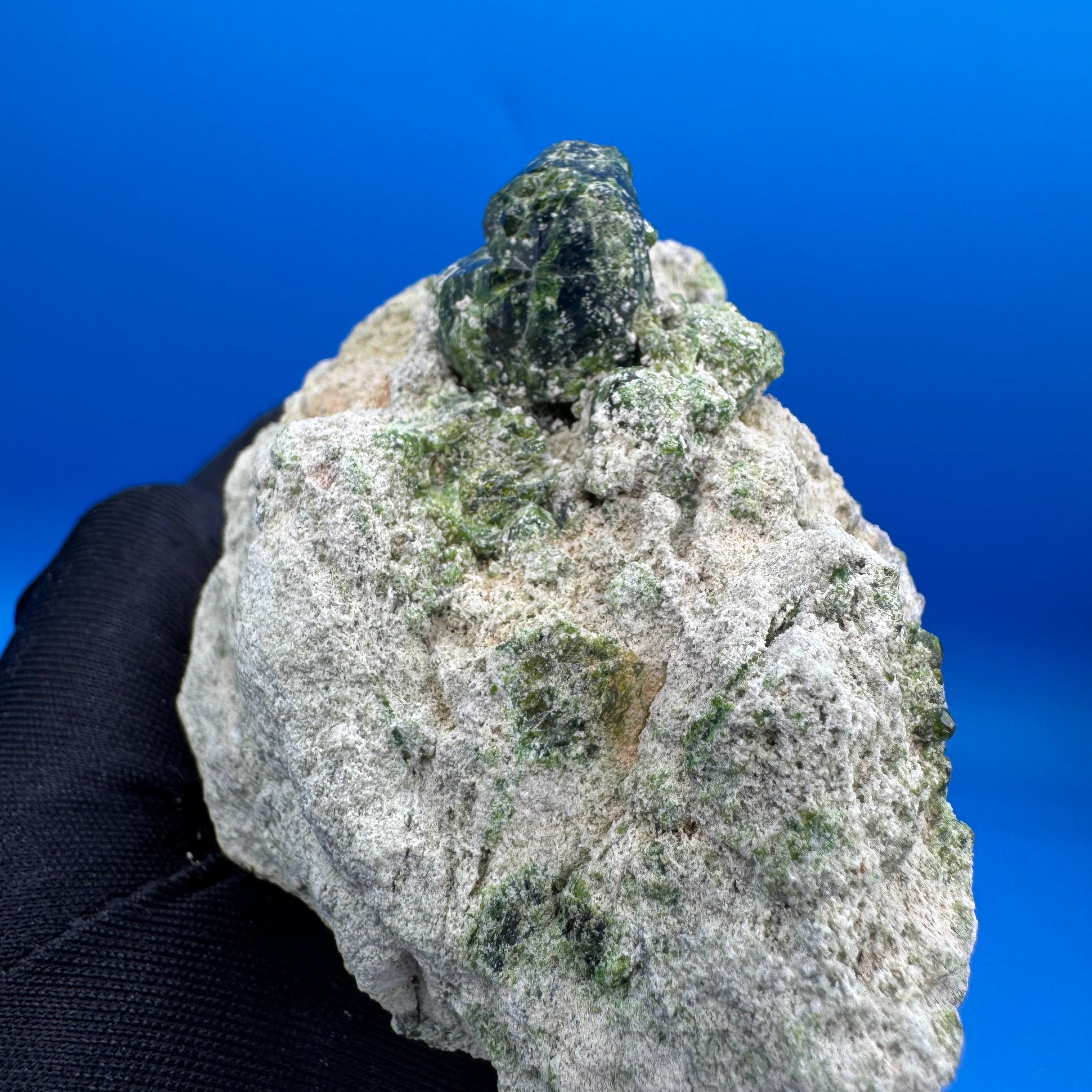 Garnet Specimen - 171g
