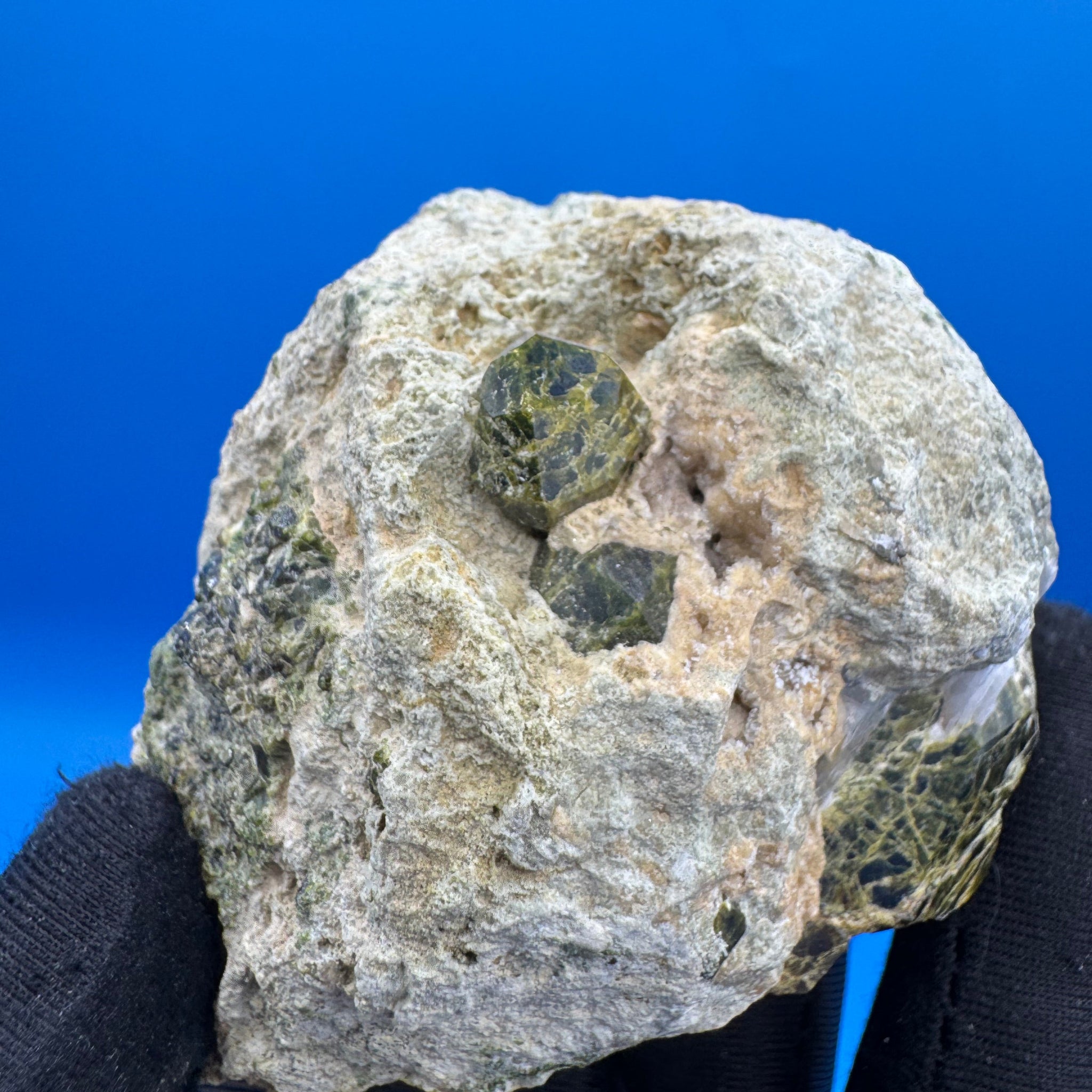 Garnet Specimen - 346g