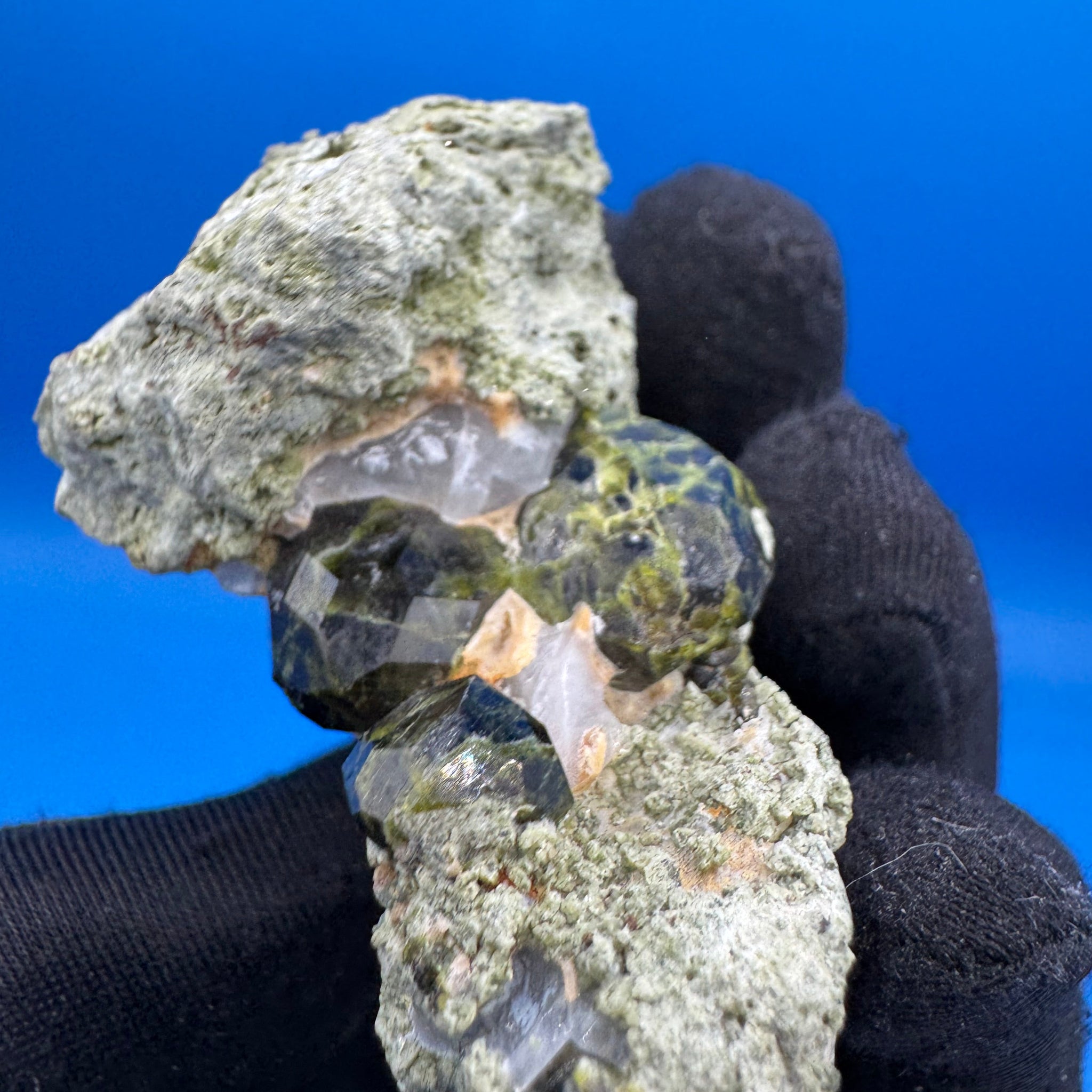Garnet Specimen - 164g
