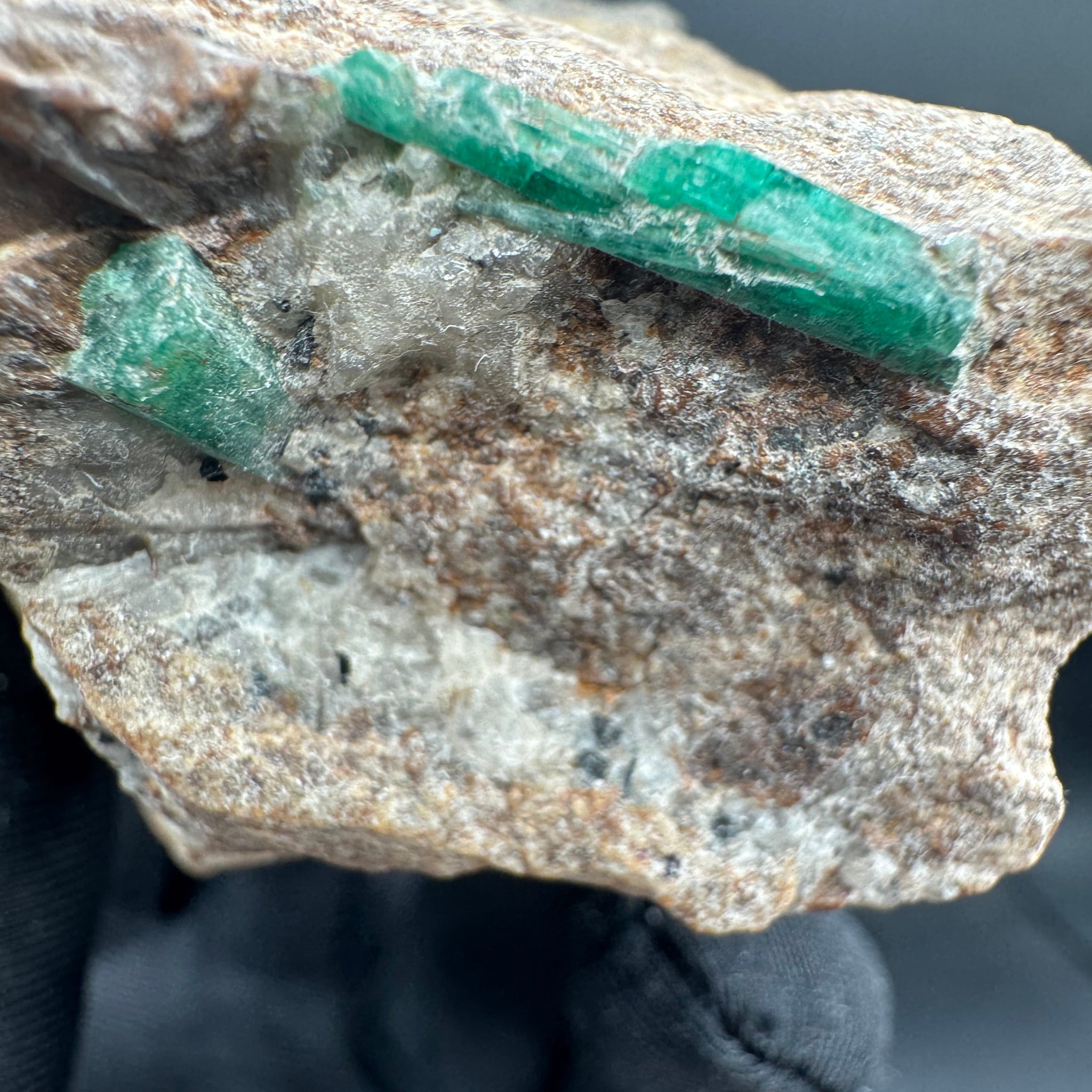 Emerald Specimen - 215g