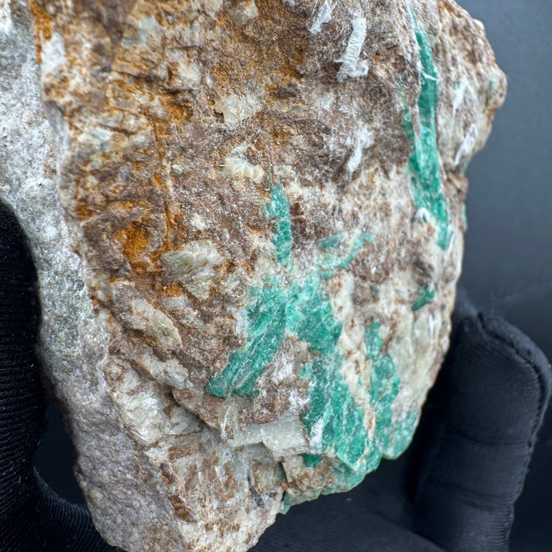 Emerald Specimen - 396g