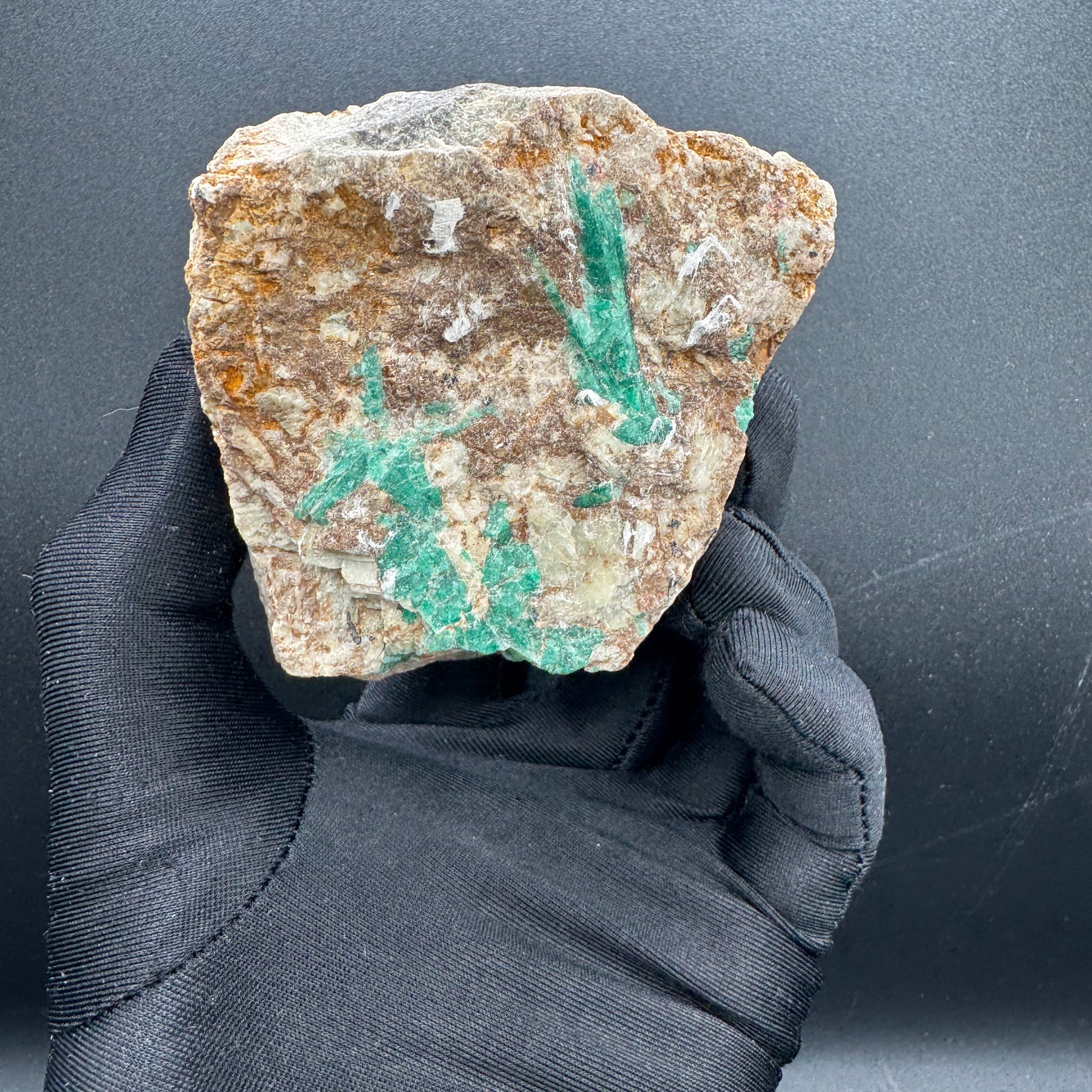 Emerald Specimen - 396g