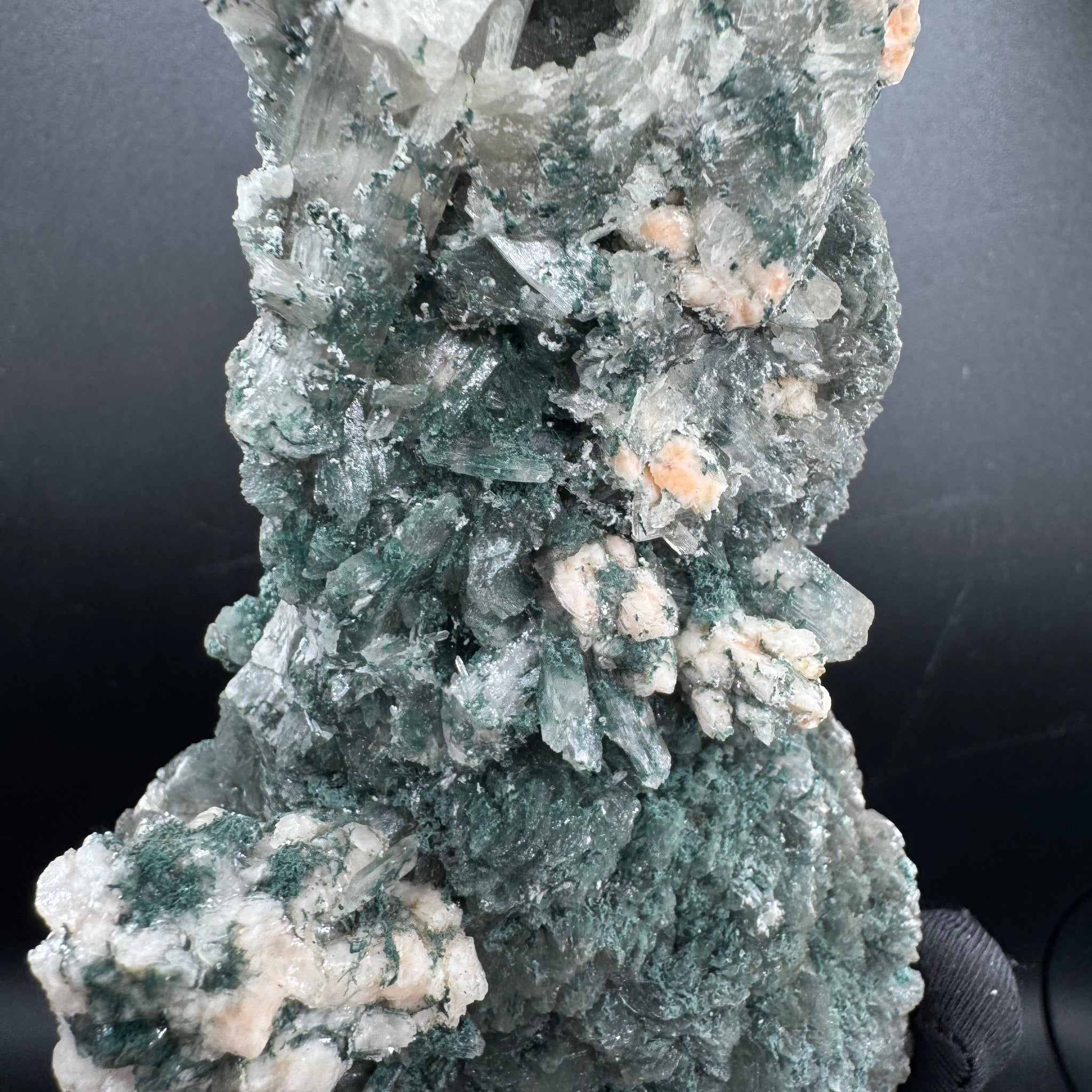 Green Stilbite On Heilandite - 560g