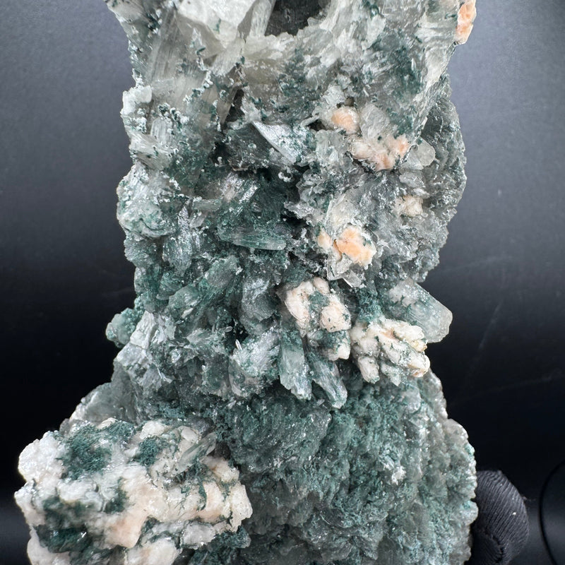 Green Stilbite On Heilandite - 560g