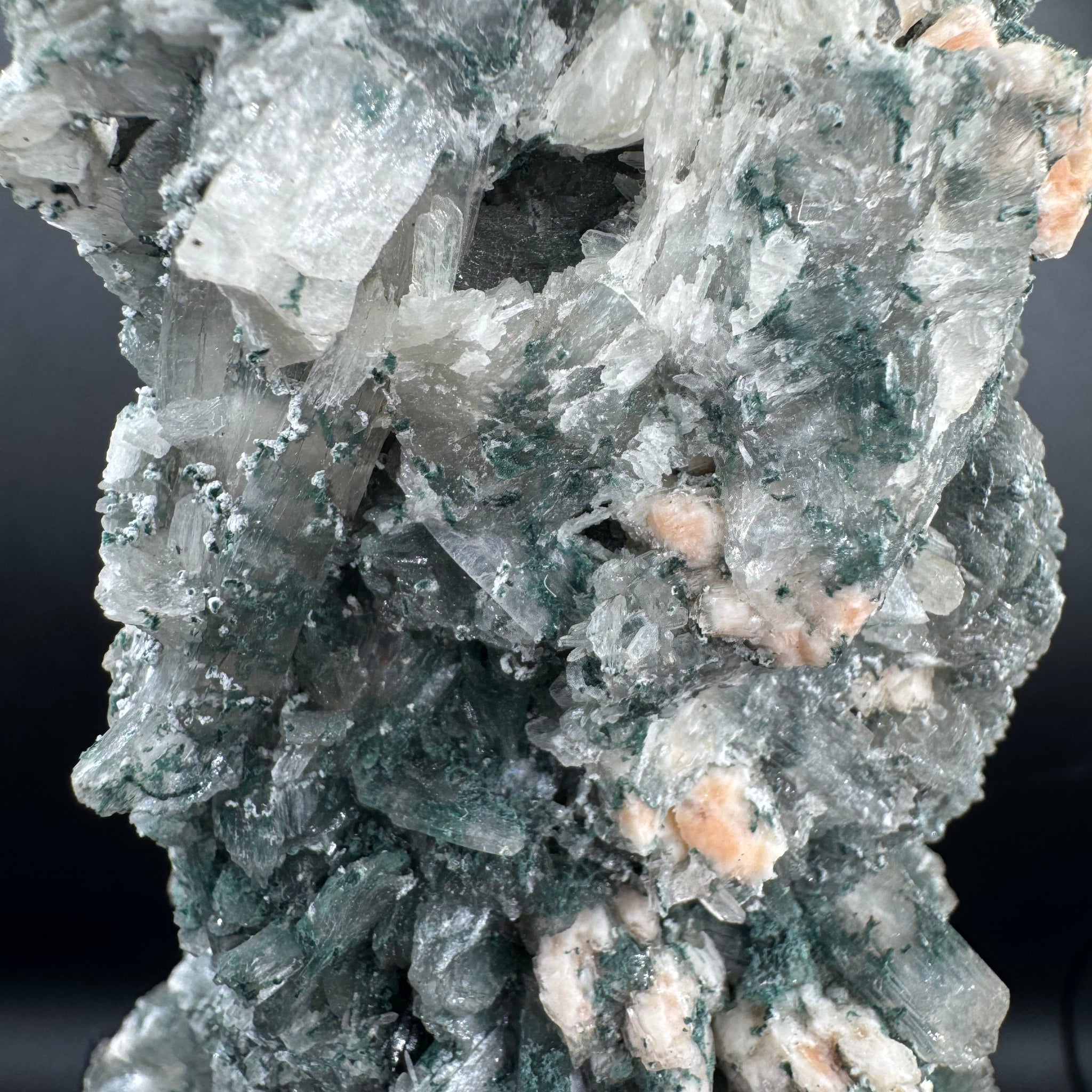 Green Stilbite On Heilandite - 560g
