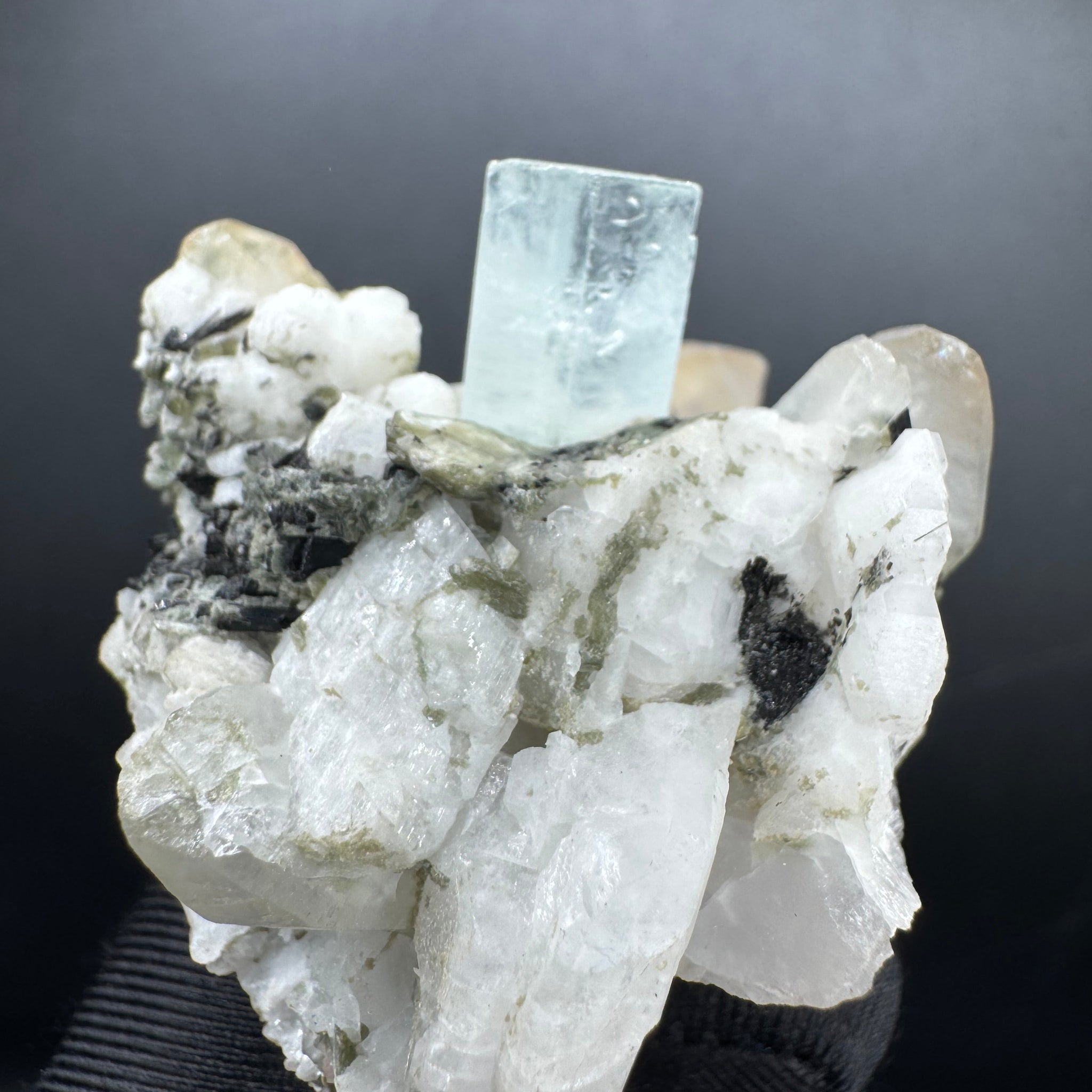 Aquamarine Specimen - 82g