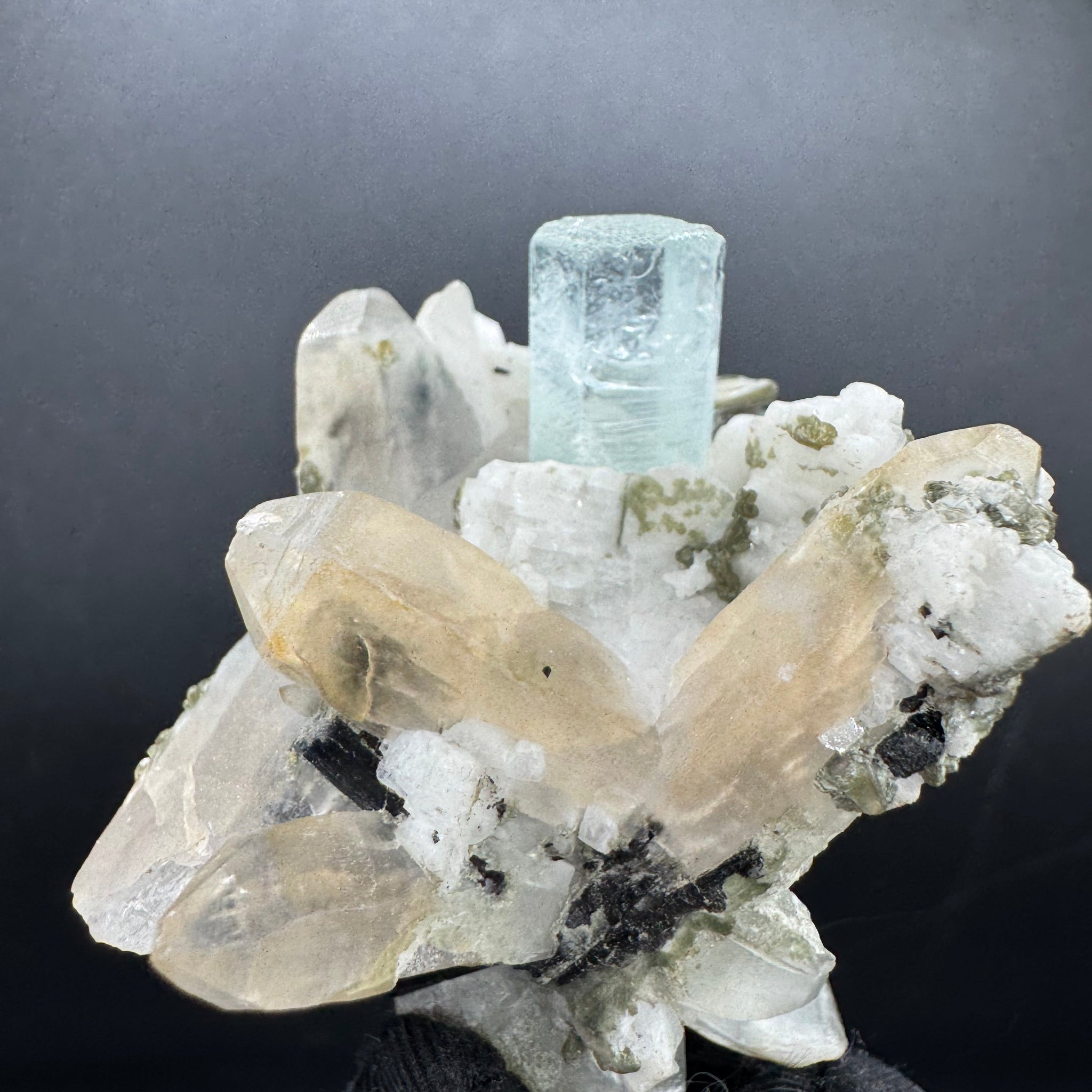 Aquamarine Specimen - 82g