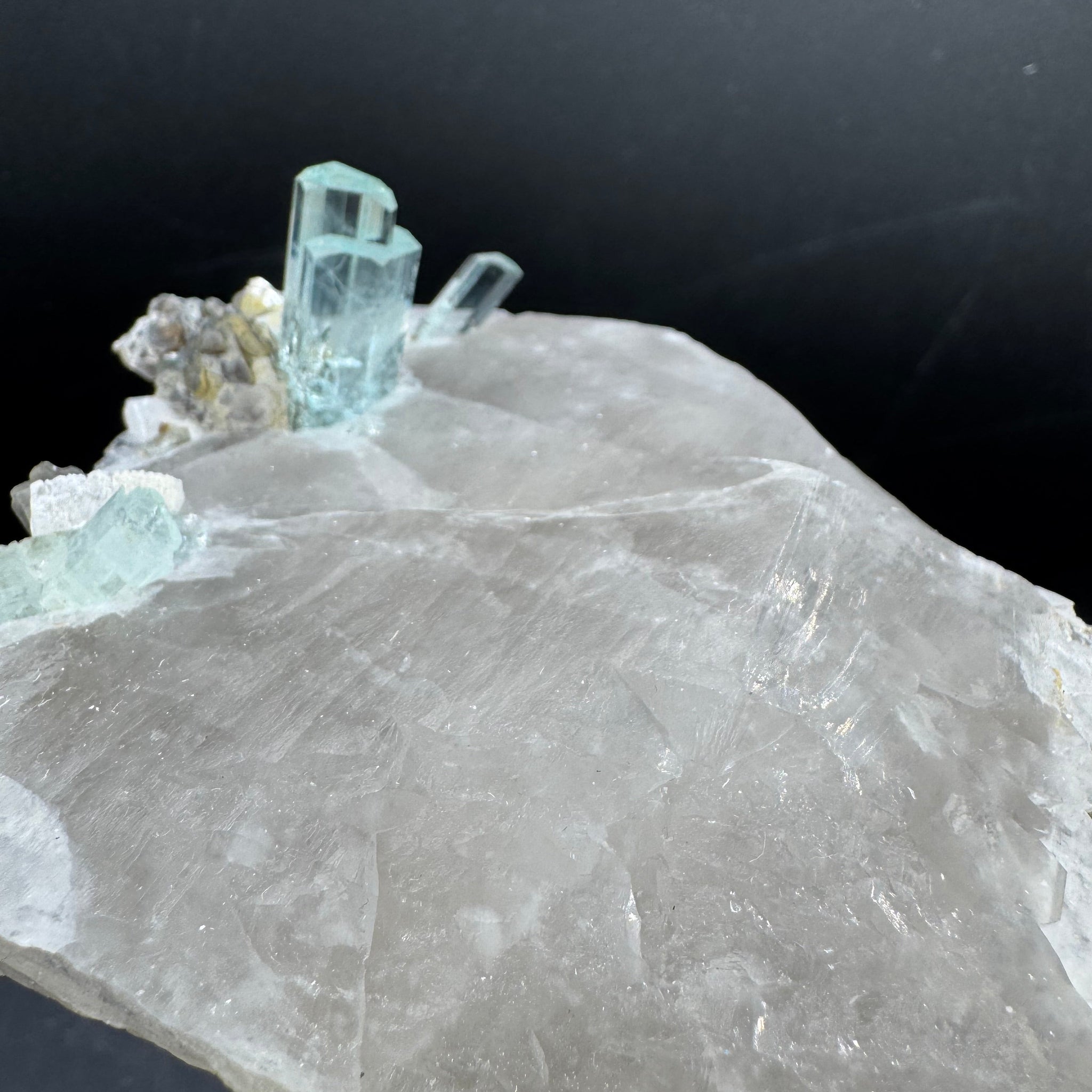 Aquamarine Specimen - 558g