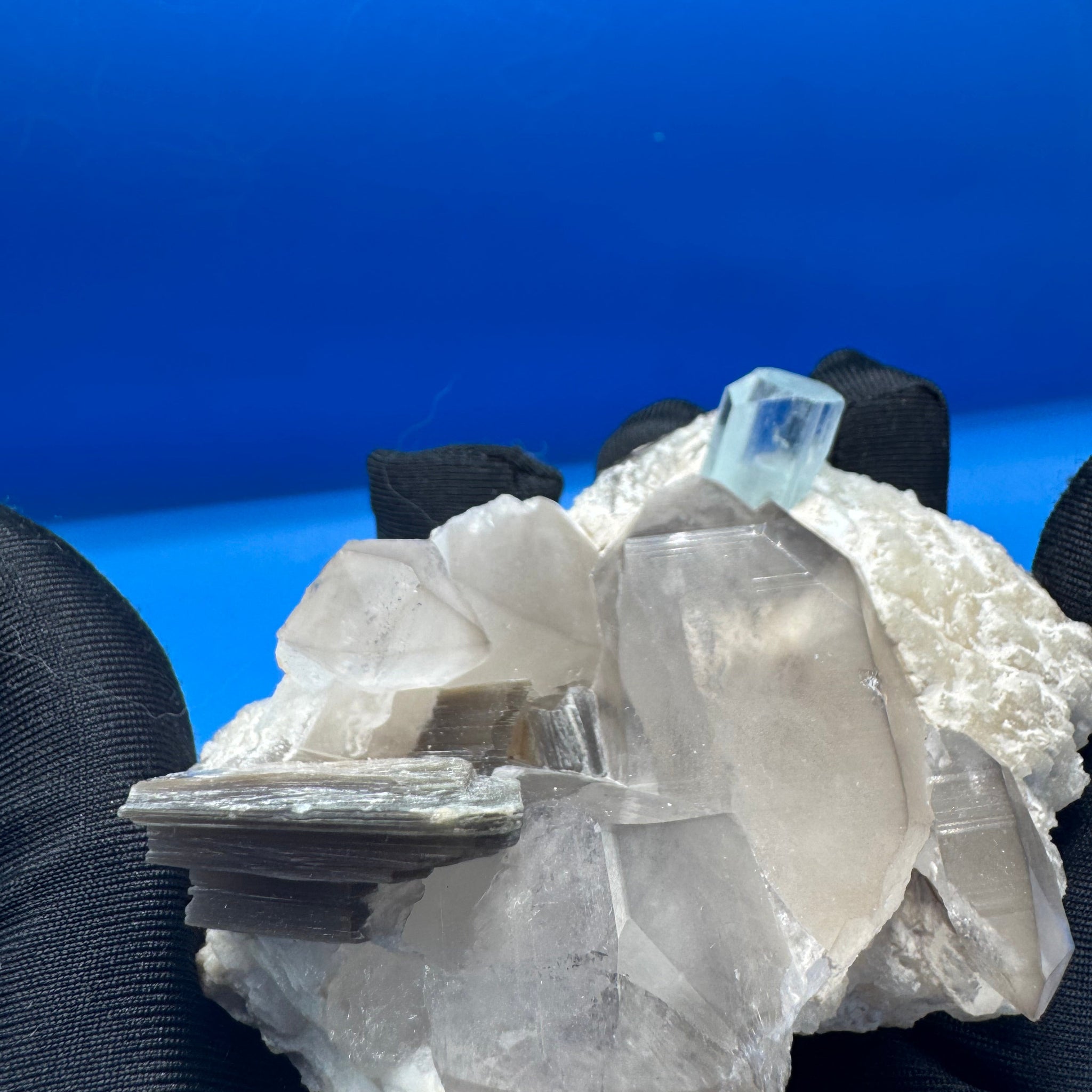 Aquamarine Specimen - 269g