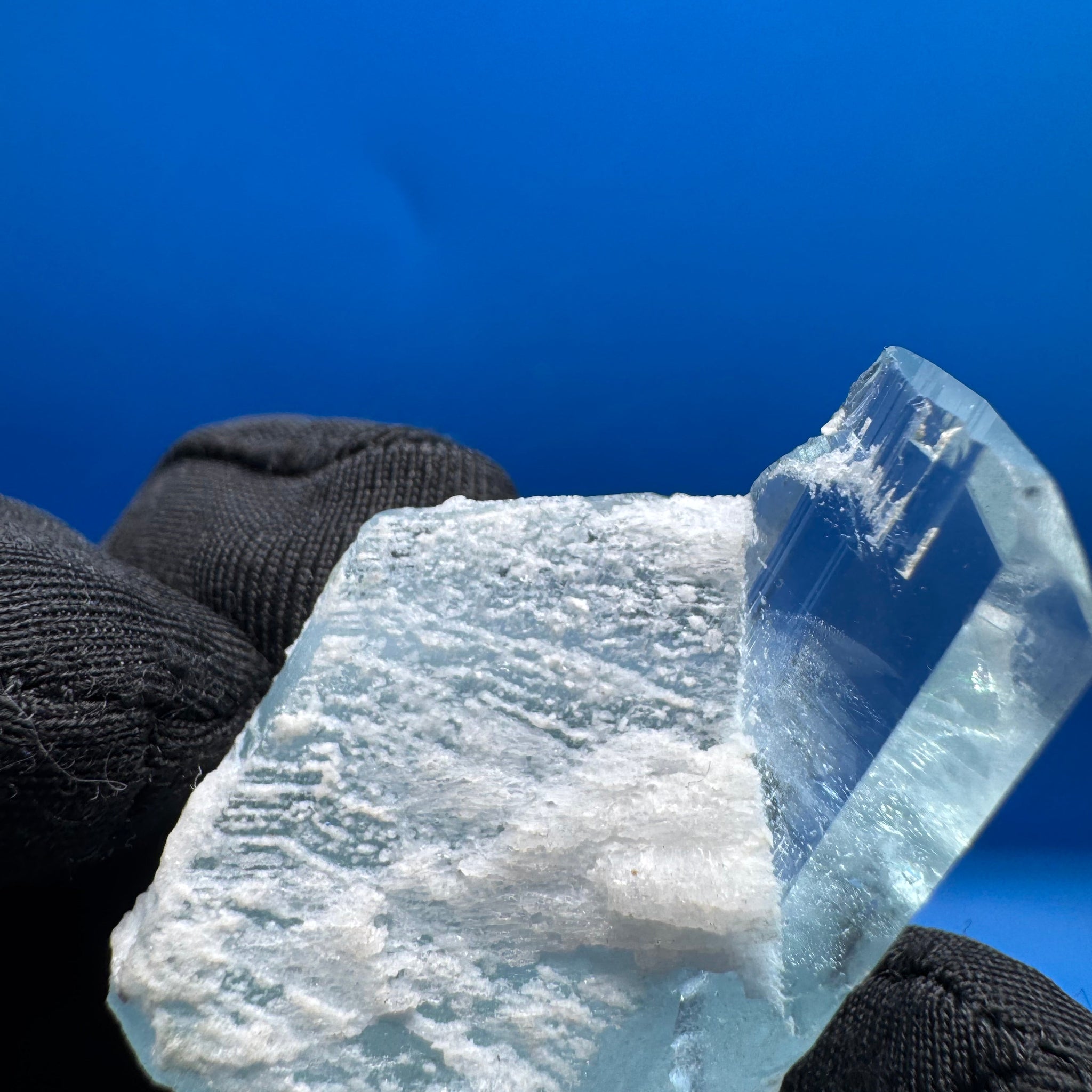 Aquamarine Crystal - 14.692g